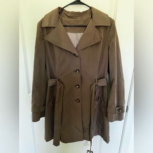 Calvin Klein Belted Rain Jacket with Removable Hood Size Large